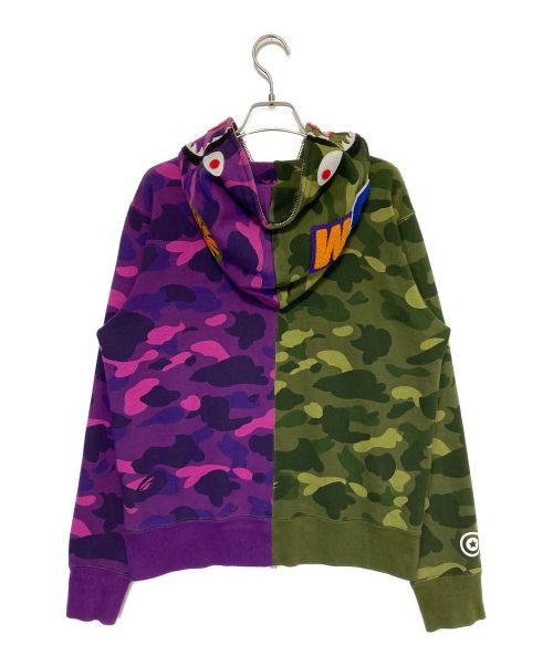 A BATHING APE（アベイシングエイプ）A BATHING APE (アベイシングエイプ) CAMO SHARK HOODIE パープル×グリーン サイズ:Sの古着・服飾アイテム