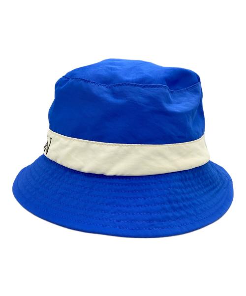 J.W.ANDERSON（ジェイダブリューアンダーソン）J.W.ANDERSON (ジェイダブリューアンダーソン) バケットハット スカイブルー サイズ:MLの古着・服飾アイテム