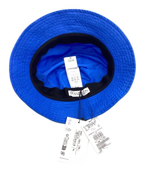 J.W.ANDERSON（ジェイダブリューアンダーソン）J.W.ANDERSON (ジェイダブリューアンダーソン) バケットハット スカイブルー サイズ:MLの古着・服飾アイテム