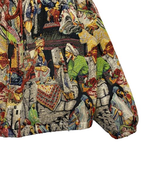 SUPREME（シュプリーム）SUPREME (シュプリーム) BLESS (ブレス) Tapestry Down Puffer Jacket マルチカラー サイズ:Mの古着・服飾アイテム