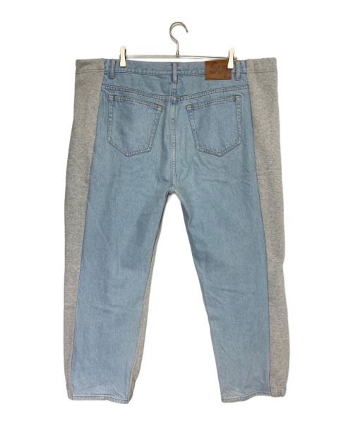 SUPREME（シュプリーム）SUPREME (シュプリーム) BLESS (ブレス) Sweatpant Jean グレー×インディゴ サイズ:S/Mの古着・服飾アイテム