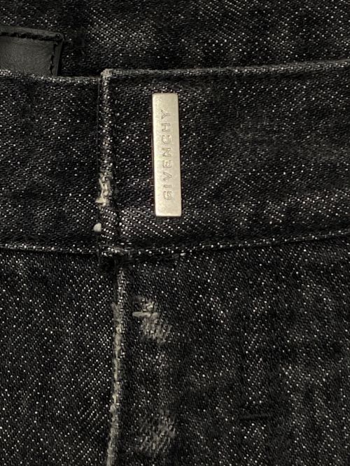 GIVENCHY（ジバンシィ）GIVENCHY (ジバンシィ) ストレートジーンズ グレー サイズ:32の古着・服飾アイテム