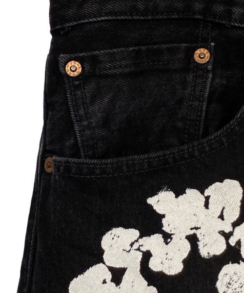 Denim Tears（デニムティアーズ）Denim Tears (デニムティアーズ) LEVI'S (リーバイス) COTTON WREATH CHAINSTITCH ブラック サイズ:38の古着・服飾アイテム