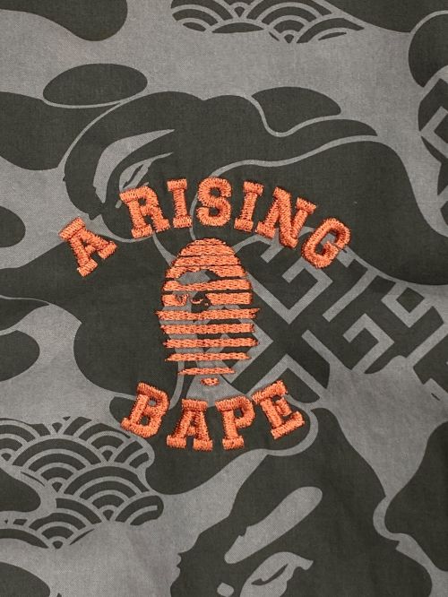 A BATHING APE（アベイシングエイプ）A BATHING APE (アベイシングエイプ) ASIA CAMO ZIP JACKET グリーン サイズ:Lの古着・服飾アイテム