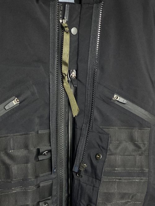ACRONYM（アクロニウム）ACRONYM (アクロニウム) Gore-Tex Pro interops Jacket ブラック サイズ:XLの古着・服飾アイテム
