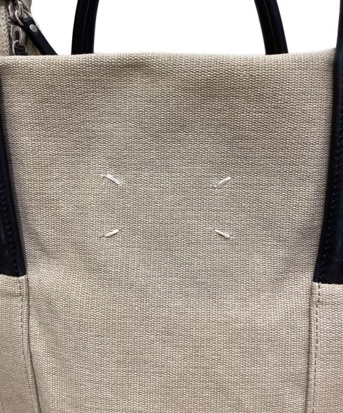 Maison Margiela（メゾンマルジェラ）Maison Margiela (メゾンマルジェラ) セーラーバッグ ベージュの古着・服飾アイテム