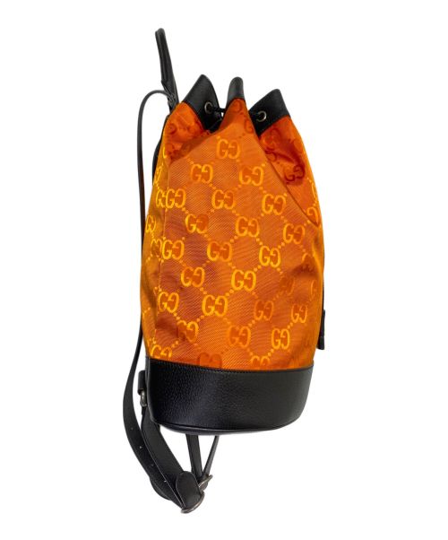 GUCCI（グッチ）GUCCI (グッチ) GG NYLON OFF THE GRID LARGE DRAWSTRING BACKPACK オレンジの古着・服飾アイテム
