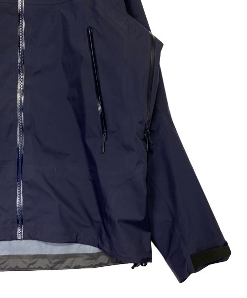 ARC'TERYX（アークテリクス）ARC'TERYX (アークテリクス) Beta AR Jacket ネイビー サイズ:XLの古着・服飾アイテム