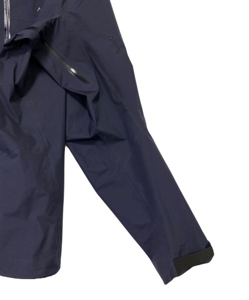 ARC'TERYX（アークテリクス）ARC'TERYX (アークテリクス) Beta AR Jacket ネイビー サイズ:XLの古着・服飾アイテム