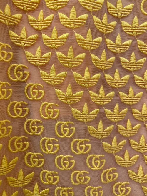 GUCCI（グッチ）GUCCI (グッチ) adidas (アディダス) GGチュールスカート イエロー サイズ:XS 未使用品の古着・服飾アイテム
