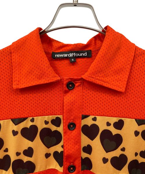 rewardiffound（リワードイフフォウンド）rewardiffound (リワードイフフォウンド) シャツ オレンジ サイズ:S　　の古着・服飾アイテム