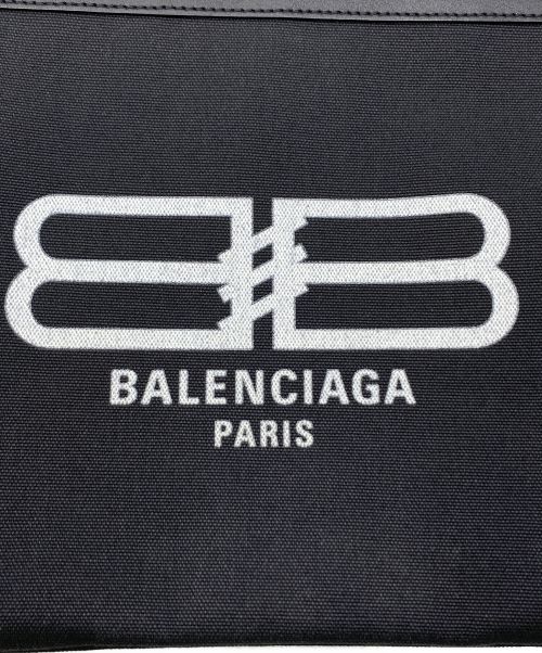 BALENCIAGA（バレンシアガ）BALENCIAGA (バレンシアガ) クラッチバッグ ブラック サイズ:-の古着・服飾アイテム