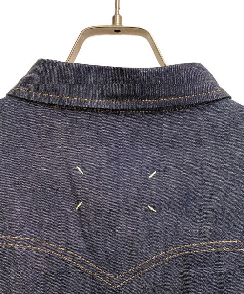 Maison Margiela（メゾンマルジェラ）Maison Margiela (メゾンマルジェラ) 24SS コットンポケットデニムウエスタンシャツ インディゴ サイズ:42の古着・服飾アイテム