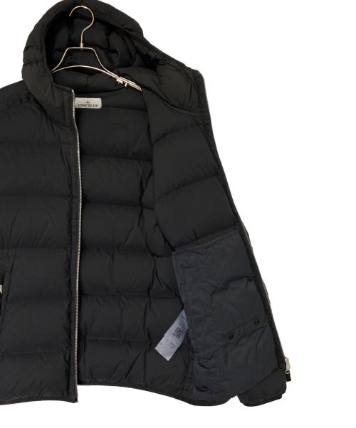 STONE ISLAND（ストーンアイランド）STONE ISLAND (ストーンアイランド) SEAMLESS TUNNEL NYLON DOWN-TC ブラック サイズ:Sの古着・服飾アイテム