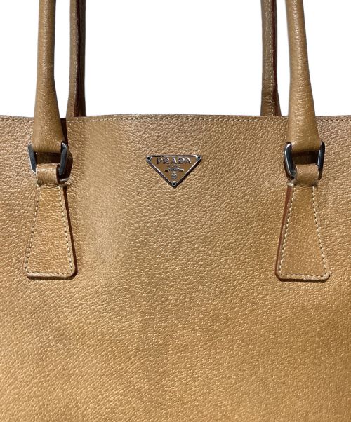 PRADA（プラダ）PRADA (プラダ) Triangle Logo Leather Tote Bag（トライアングルロゴレザートートバッグ） キャメルの古着・服飾アイテム
