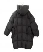MM6 Maison Margiela×CHENPENGエムエムシックスメゾンマルジェラ×チェンペン）の古着「ダウンコート」｜ブラック