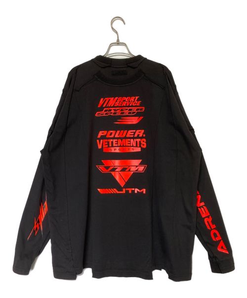 VETEMENTS（ヴェトモン）VETEMENTS (ヴェトモン) Motocross Patched Longsleeve グレー サイズ:XSの古着・服飾アイテム