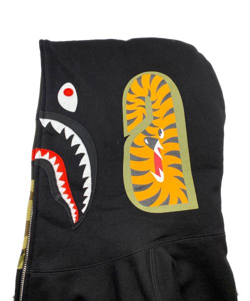 A BATHING APE（アベイシングエイプ）A BATHING APE (アベイシングエイプ) シャークフルジップパーカー ブラック サイズ:XL 未使用品の古着・服飾アイテム