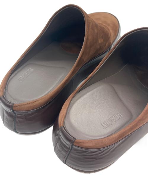 jacquemus（ジャックムス）JACQUEMUS (ジャックムス) スカルプテッド ミュール ブラウン サイズ:41の古着・服飾アイテム