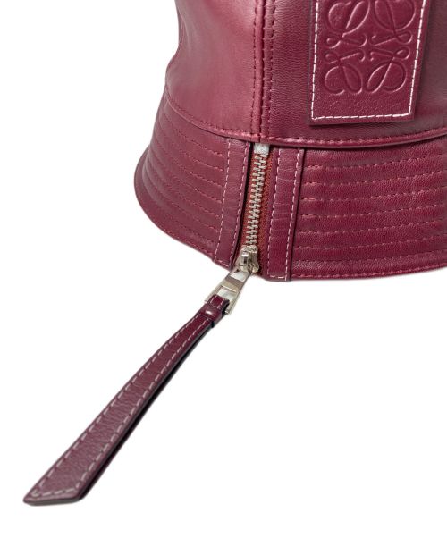 LOEWE（ロエベ）LOEWE (ロエベ) アナグラムロゴレザーバケットハット バーガンディー サイズ:57の古着・服飾アイテム