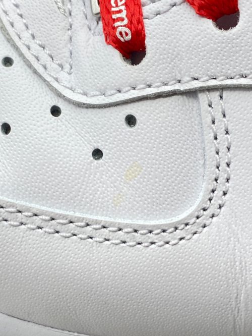 NIKE（ナイキ）NIKE (ナイキ) SUPREME (シュプリーム) Air Force 1 Low ホワイト×レッド サイズ:27.5cm(US9.5)の古着・服飾アイテム