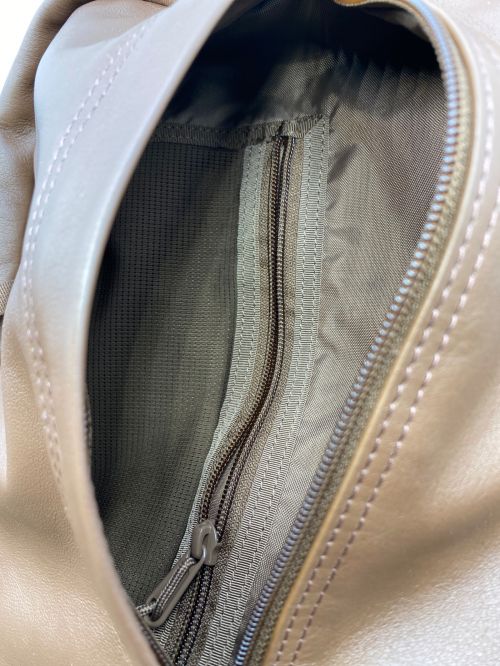 SUPREME（シュプリーム）SUPREME (シュプリーム) Leather Backpack ブラウン サイズ:-の古着・服飾アイテム