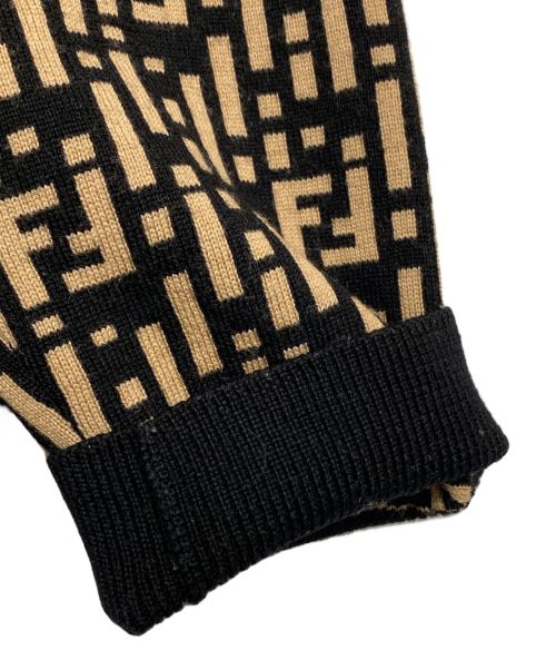 FENDI（フェンディ）FENDI (フェンディ) ズッカ柄 タートルネック ニット ブラック×ベージュ サイズ:52の古着・服飾アイテム