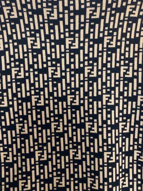 FENDI（フェンディ）FENDI (フェンディ) ズッカ柄 タートルネック ニット ブラック×ベージュ サイズ:52の古着・服飾アイテム