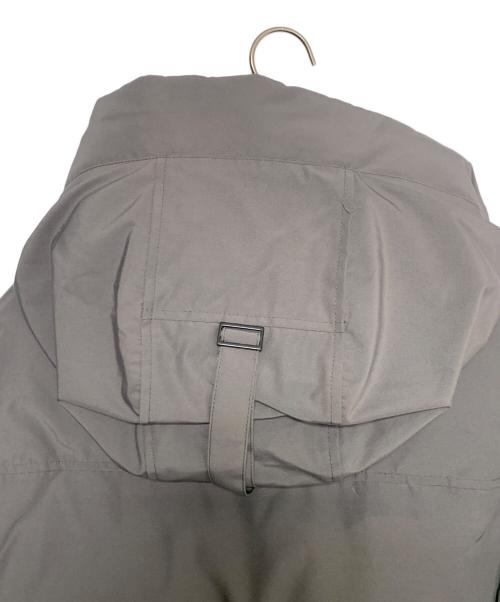 CANADA GOOSE（カナダグース）CANADA GOOSE (カナダグース) MACMILLAN PARKA グレー サイズ:Mの古着・服飾アイテム