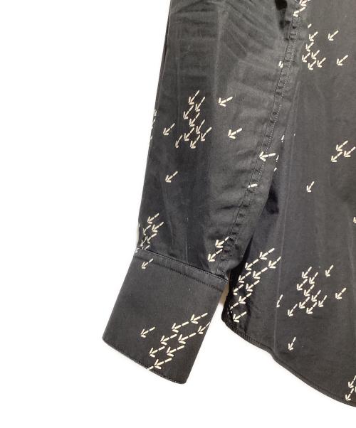 CELINE（セリーヌ）CELINE (セリーヌ) アローロゴプリントシャツプリントシャツ ブラック サイズ:36の古着・服飾アイテム