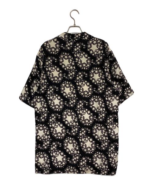 GUCCI（グッチ）GUCCI (グッチ) スタープリントシルクアロハシャツ ブラック サイズ:44の古着・服飾アイテム