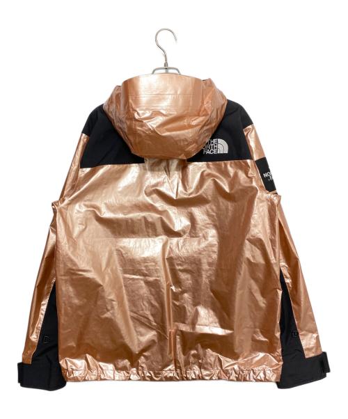 SUPREME（シュプリーム）SUPREME (シュプリーム) THE NORTH FACE (ザ ノース フェイス) Metallic Mountain Parka ブラック×ピンクゴールド サイズ:Mの古着・服飾アイテム