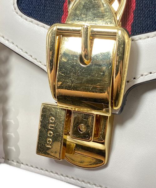GUCCI（グッチ）GUCCI (グッチ) シェリーライン シルヴィミニ ホワイト レザー ホワイトの古着・服飾アイテム