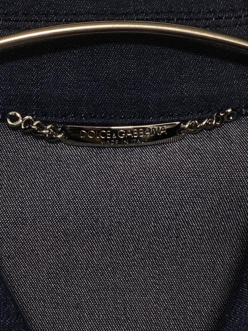 DOLCE & GABBANA（ドルチェ＆ガッバーナ）DOLCE & GABBANA (ドルチェ＆ガッバーナ) KING刺繍デニムジャケット インディゴ サイズ:50の古着・服飾アイテム