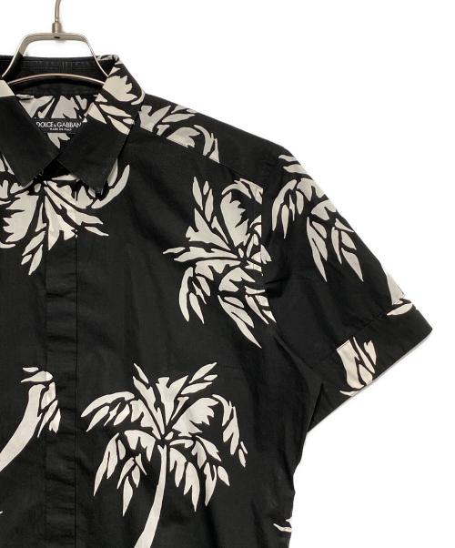 DOLCE & GABBANA（ドルチェ＆ガッバーナ）DOLCE & GABBANA (ドルチェ＆ガッバーナ) パームツリープリントアロハシャツ ブラック×ホワイト サイズ:39の古着・服飾アイテム