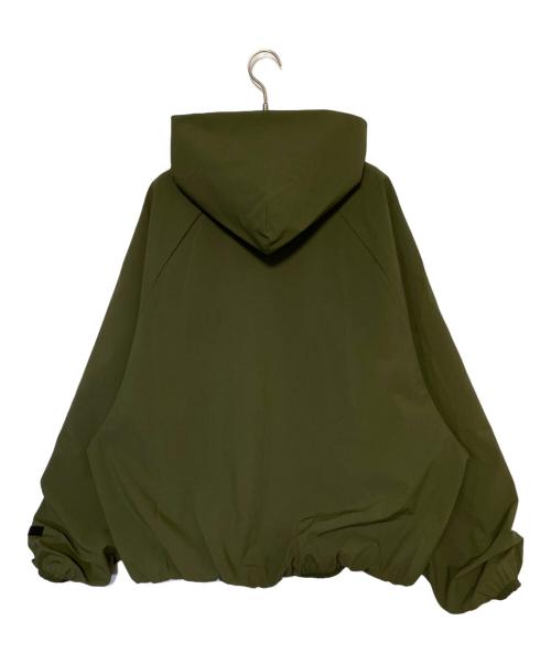 FOG ESSENTIALS（フィアオブゴッド エッセンシャル）FOG ESSENTIALS (フィアオブゴッド エッセンシャル) Bonded Nylon Hooded Bomber MILITARY カーキ サイズ:Mの古着・服飾アイテム