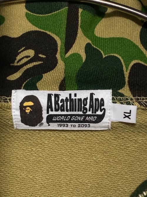 A BATHING APE（アベイシングエイプ）A BATHING APE (アベイシングエイプ) abcカモ ジップパーカー グリーン×カーキ サイズ:XLの古着・服飾アイテム