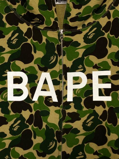 A BATHING APE（アベイシングエイプ）A BATHING APE (アベイシングエイプ) abcカモ ジップパーカー グリーン×カーキ サイズ:XLの古着・服飾アイテム