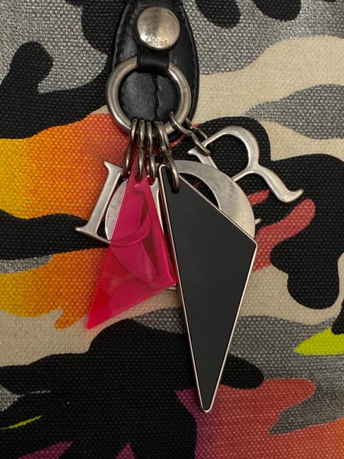 Christian Dior（クリスチャン ディオール）Christian Dior (クリスチャン ディオール) ANSELM REYLE (アンセルムライル) カモフラージュトートバッグ マルチカラー サイズ:-の古着・服飾アイテム