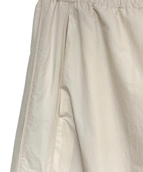 ALEXANDER WANG（アレキサンダー・ワン）ALEXANDER WANG (アレキサンダーワン) トラックパンツ アイボリー サイズ:Mの古着・服飾アイテム