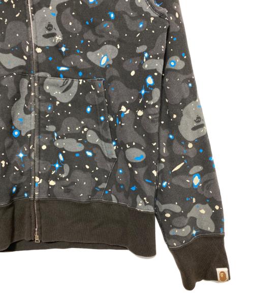 A BATHING APE（ア ベイシング エイプ）A BATHING APE (ア ベイシング エイプ) Space Camo Shark Full Zip Hoodie ブラック サイズ:Mの古着・服飾アイテム