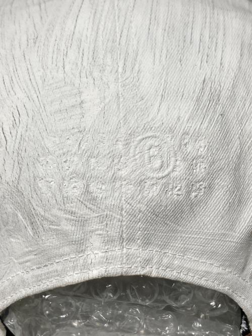 SUPREME（シュプリーム）SUPREME (シュプリーム) MM6 Maison Margiela (エムエムシックスメゾンマルジェラ) Painted Camp Cap ホワイト サイズ:-の古着・服飾アイテム