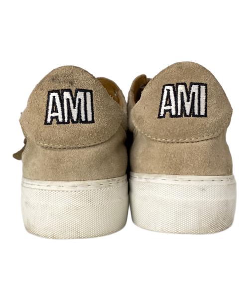 AMI Alexandre Mattiussi（アミアレクサンドルマテュッシ）AMI Alexandre Mattiussi (アミアレクサンドルマテュッシ) ベルクロスニーカー ベージュ サイズ:44の古着・服飾アイテム