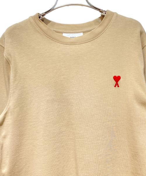 AMIPARIS（アミパリス）AMIPARIS (アミパリス) ハートロゴ入り長袖Tシャツ ベージュ サイズ:Sの古着・服飾アイテム