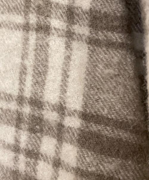 AMIPARIS（アミパリス）AMIPARIS (アミパリス) Ami Maxi Overshirt グレー×アイボリー サイズ:XLの古着・服飾アイテム