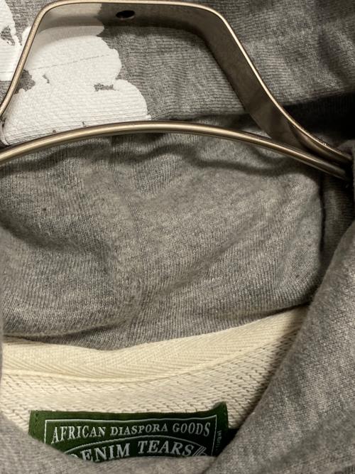 Denim Tears（デニムティアーズ）Denim Tears (デニムティアーズ) The Cotton Wreath Sweatshirt ライトグレー サイズ:Mの古着・服飾アイテム