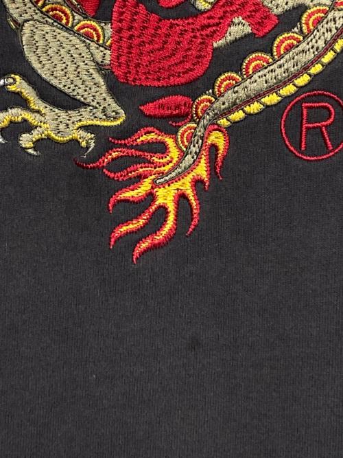 A BATHING APE（ア ベイシング エイプ）A BATHING APE (ア ベイシング エイプ) YEAR OF DRAGON CREWNECK ブラック サイズ:XLの古着・服飾アイテム