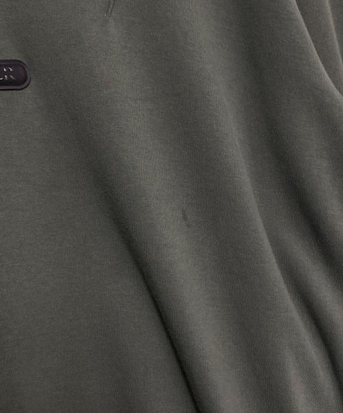 MONCLER（モンクレール）MONCLER (モンクレール) ロゴワッペンハーフジップスウェット オリーブ サイズ:Sの古着・服飾アイテム