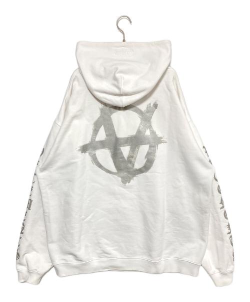 VETEMENTS（ヴェトモン）VETEMENTS (ヴェトモン) アナーキープリントパーカー ホワイト サイズ:Mの古着・服飾アイテム