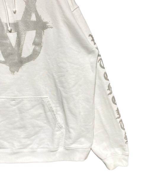 VETEMENTS（ヴェトモン）VETEMENTS (ヴェトモン) アナーキープリントパーカー ホワイト サイズ:Mの古着・服飾アイテム